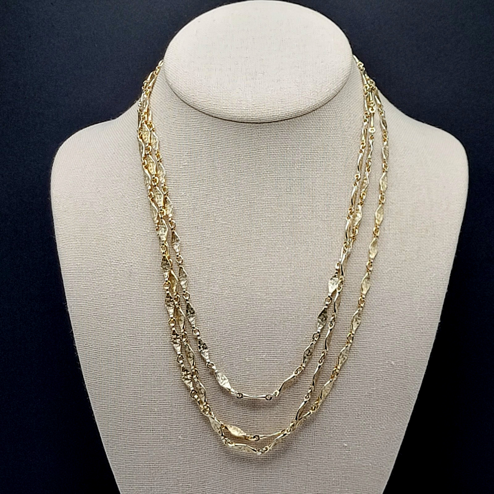 Napier Flapper Length Elongated Textured Link Chain Vtg Necklace Signed 60 Inch