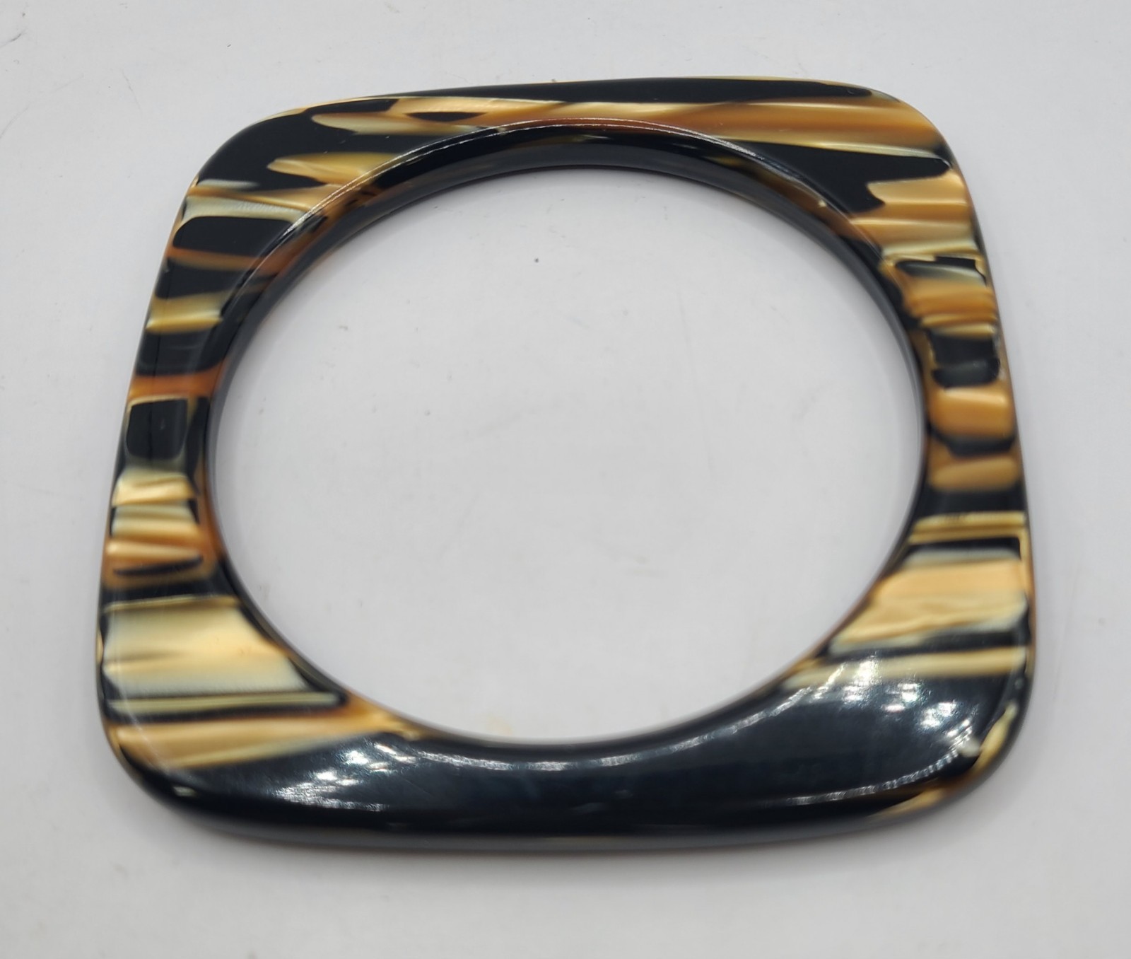 Vtg Acrylic Lucite 3″ Square Bangle Bracelet Black Gold Moonglow Streaks 7.5″