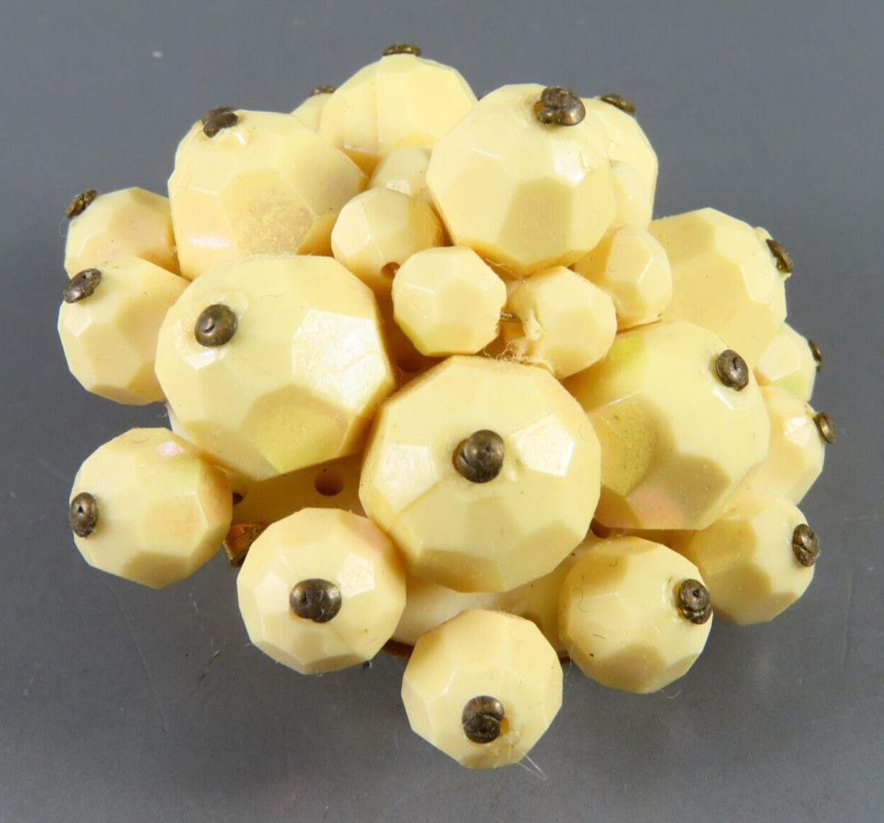 Vintage CREAM/IVORY COLOR BEADS Beaded Brooch Pin MADE IN AUSTRIA Bronze Trim