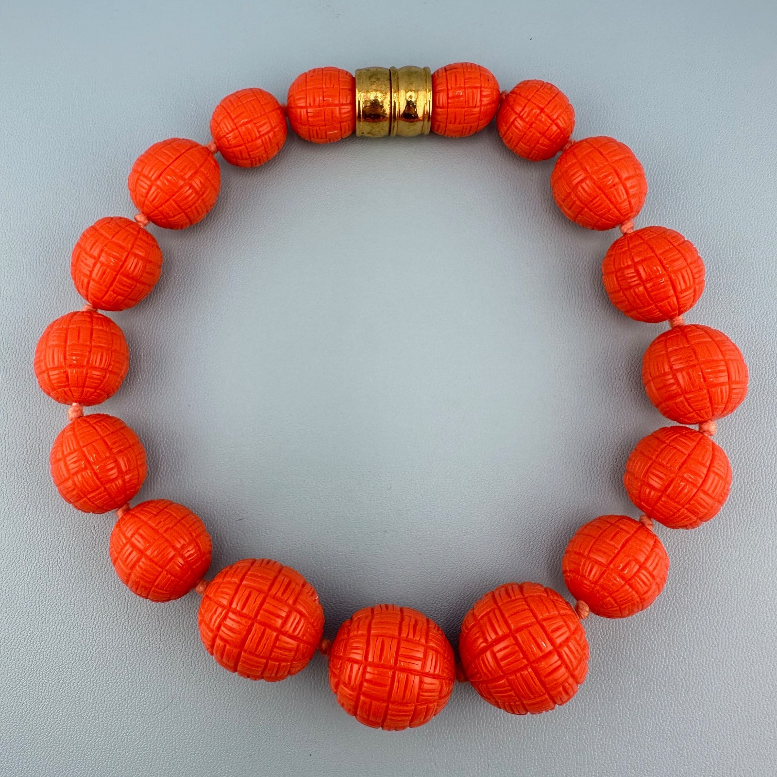 Vintage Chunky Orange Textured Bead Choker Collar Necklace Heavy Acrylic Retro