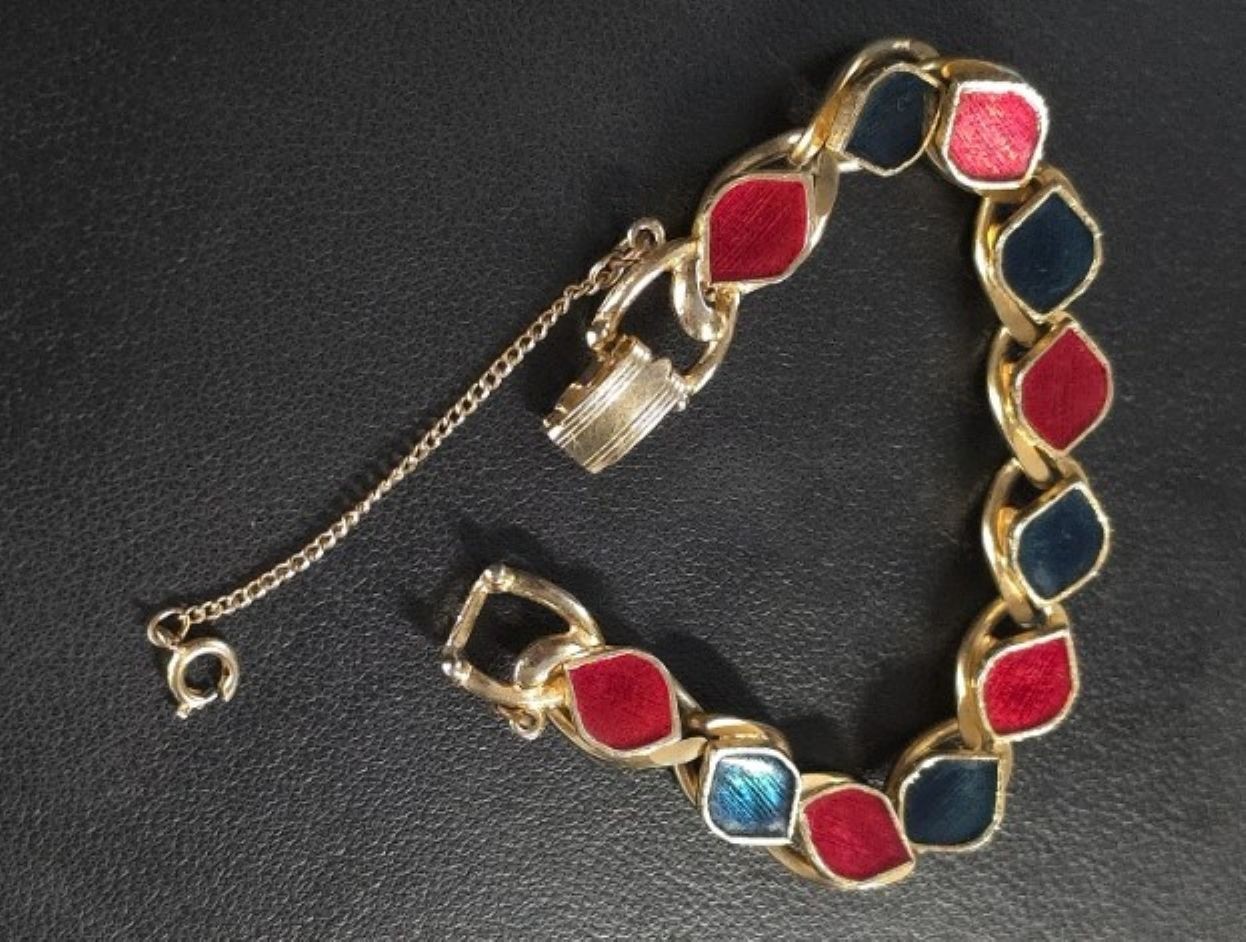 Vintage Florenza Blue/Red Enamel Gold Tone Bracelet 7″
