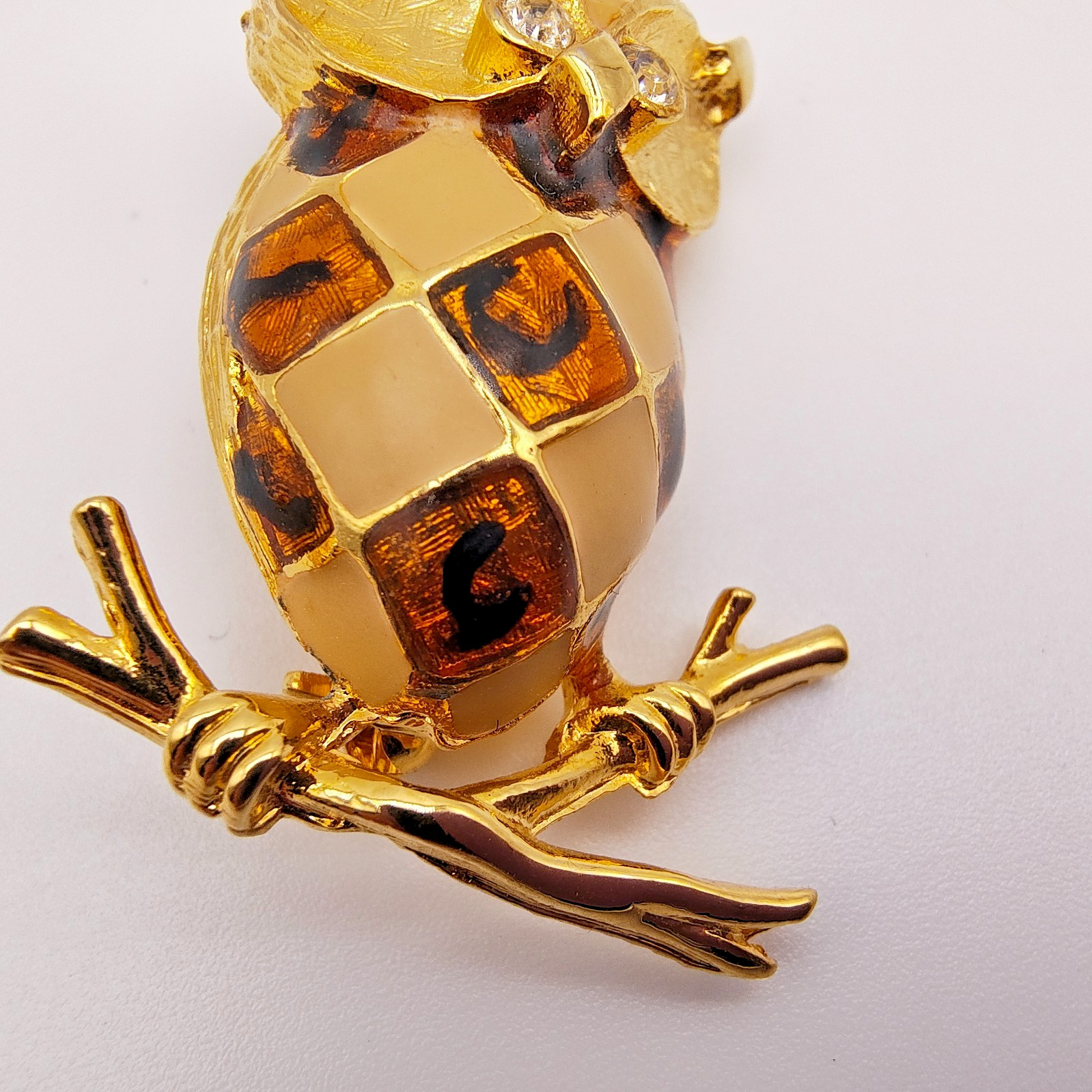 Vintage Owl Brooch Gold Tone Brown Tan Harlequin Enamel Rhinestone Eyes Retro