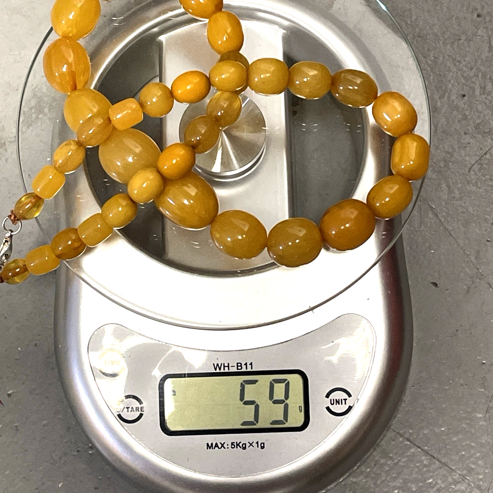 Vintage Butterscotch Amber Bakelite Bead Necklace 20″ Graduated 59g