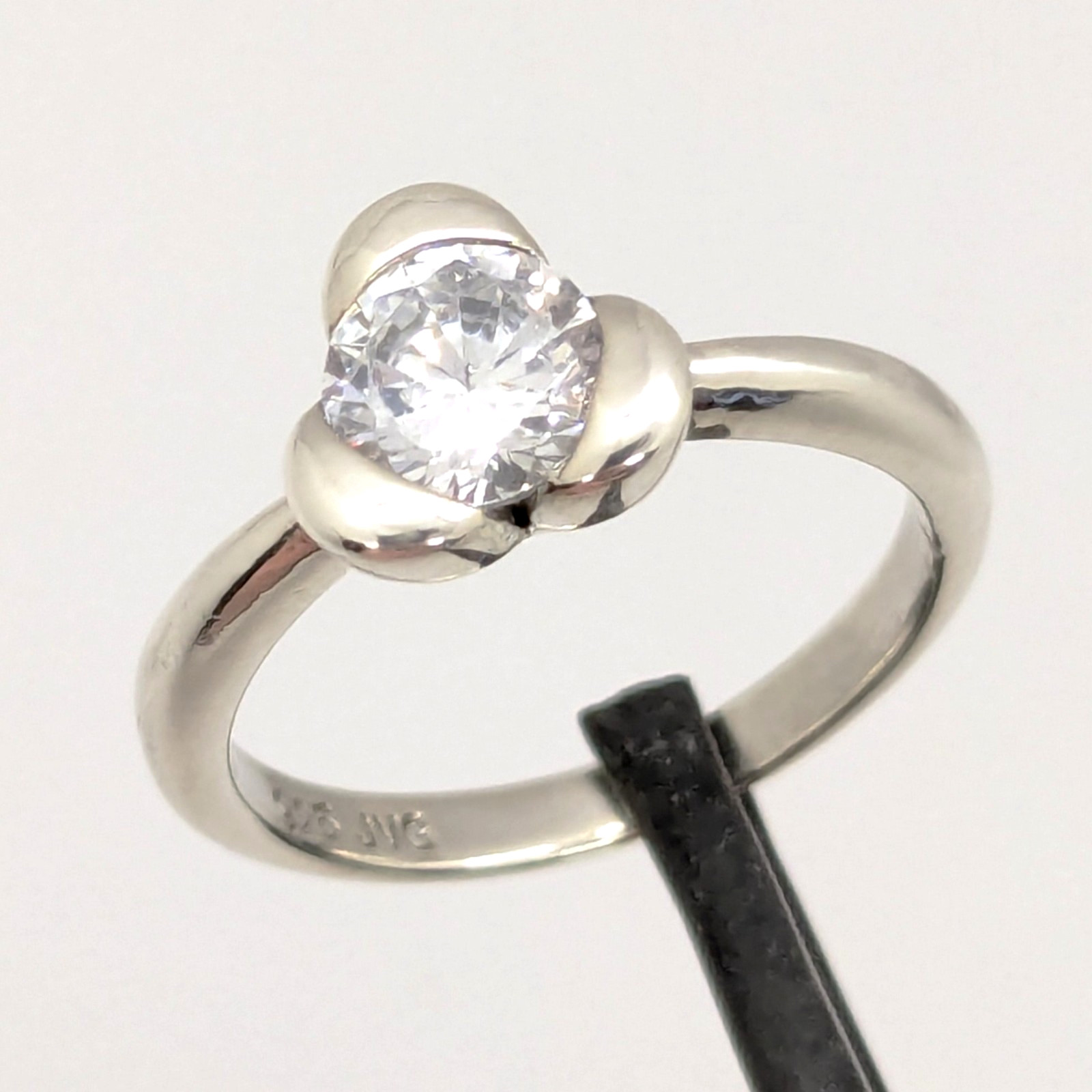 Vintage Elegant RING Silver 925 with Bright Stone -size: 6.5US (16.7mm)| UA #126
