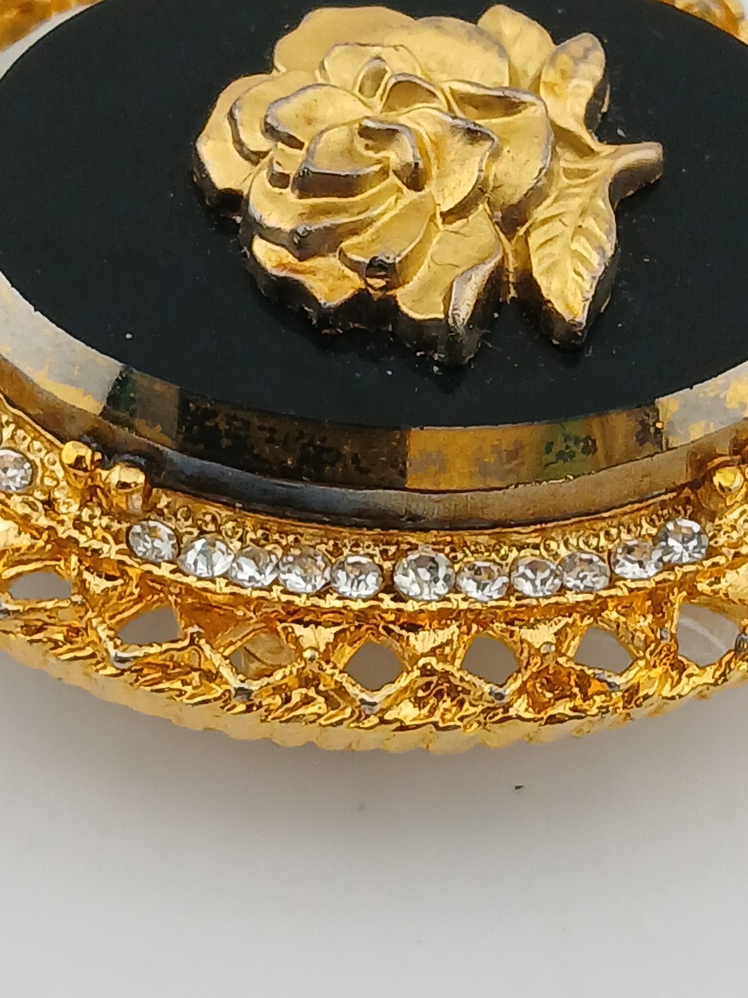 Signed CELEBRITY gold tone black glass clear stones rose cameo pendant brooch