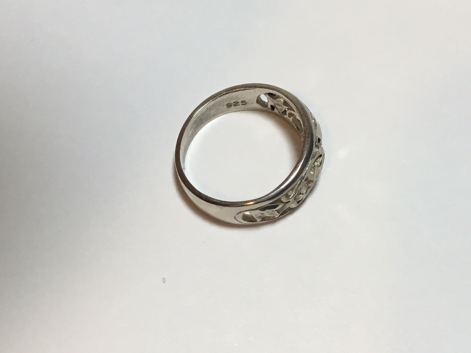 Vintage Ladies 925 Sterling Silver Ornate Openwork Filigree Scroll Band Ring