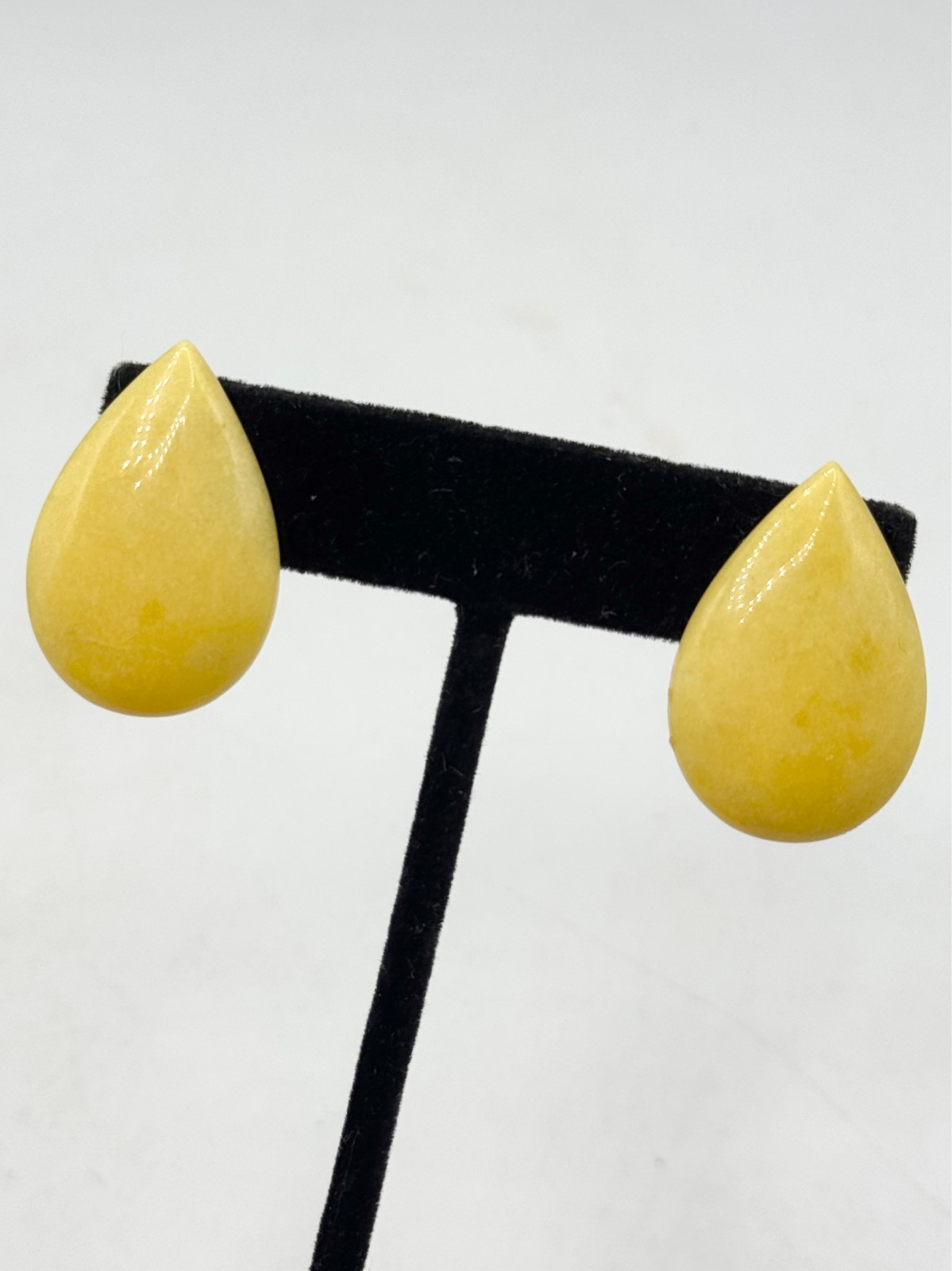 Vintage yellow stone teardrop earrings