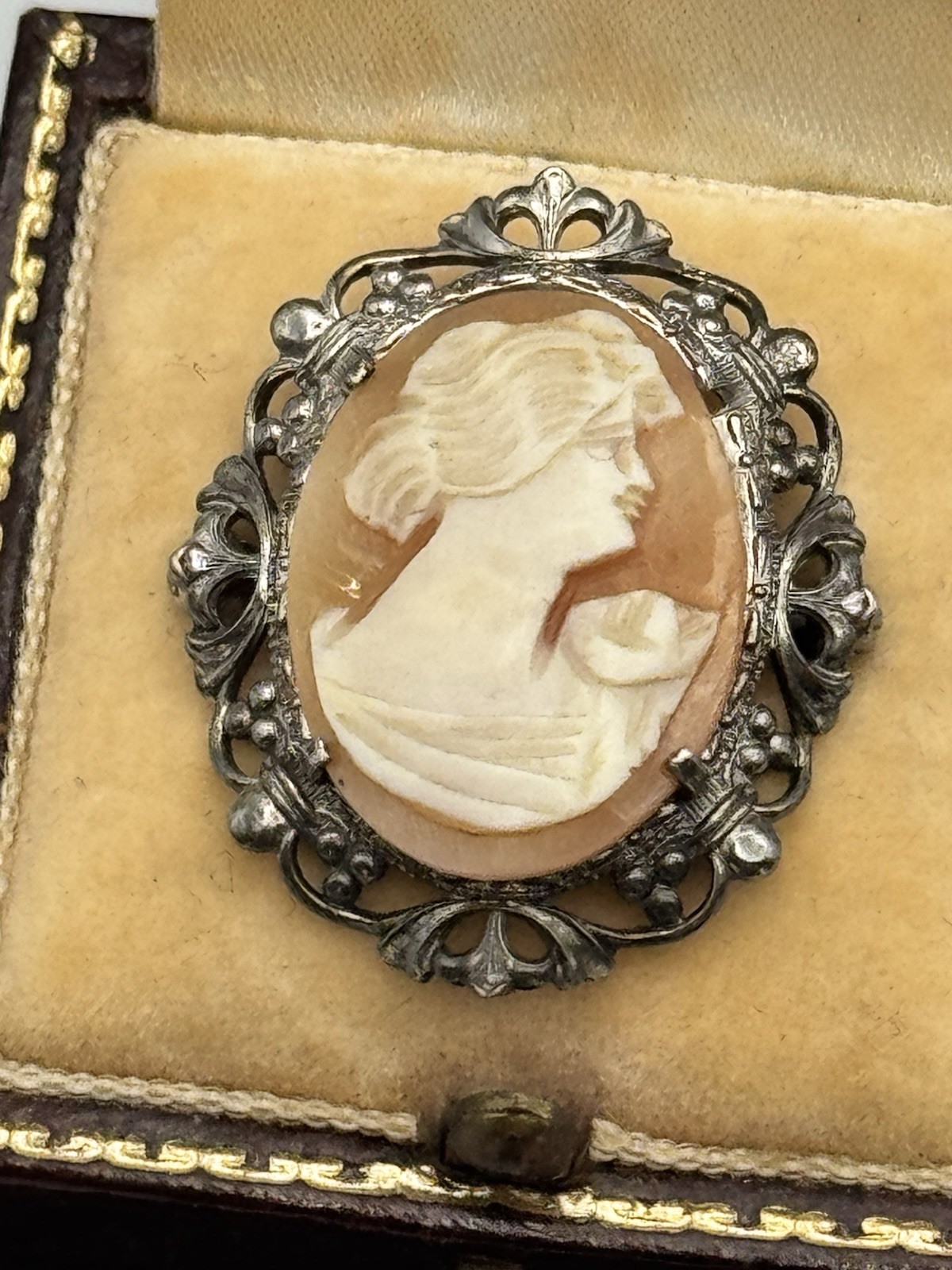 Vintage Cameo Brooch Sterling Shell Filigree Portrait Pin Victorian Style 1 Inch
