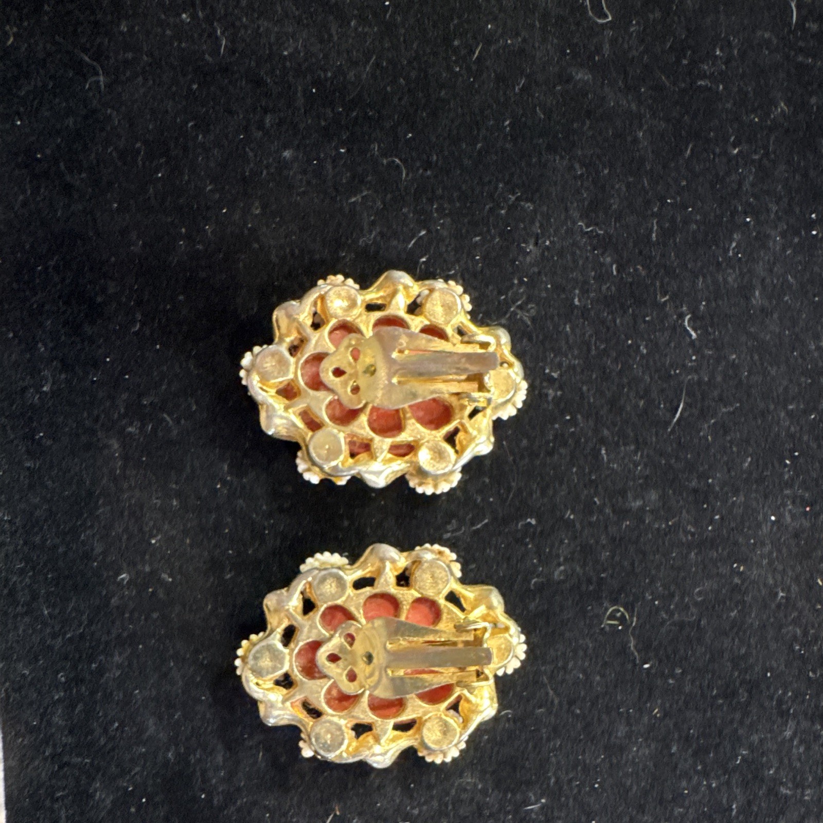 Vintage Enamel Earrings Feature red Cabochons surrounded by White Daisy Halo