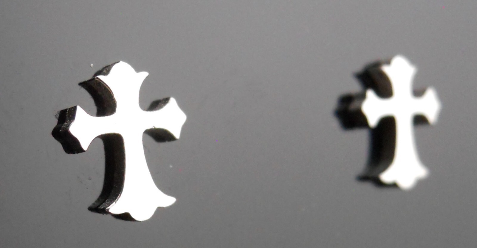 Cross Earrings Stainless Steel NEW Goth Vintage 90’s Stud/Post Pointed Gothic