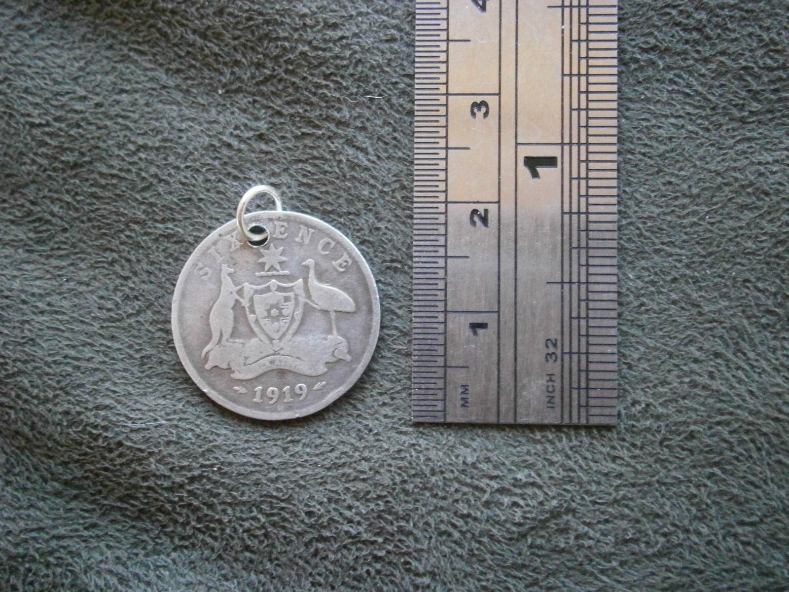 George V Sterling Silver Australia Sixpence Coin Bracelet Charm Pendant 1919