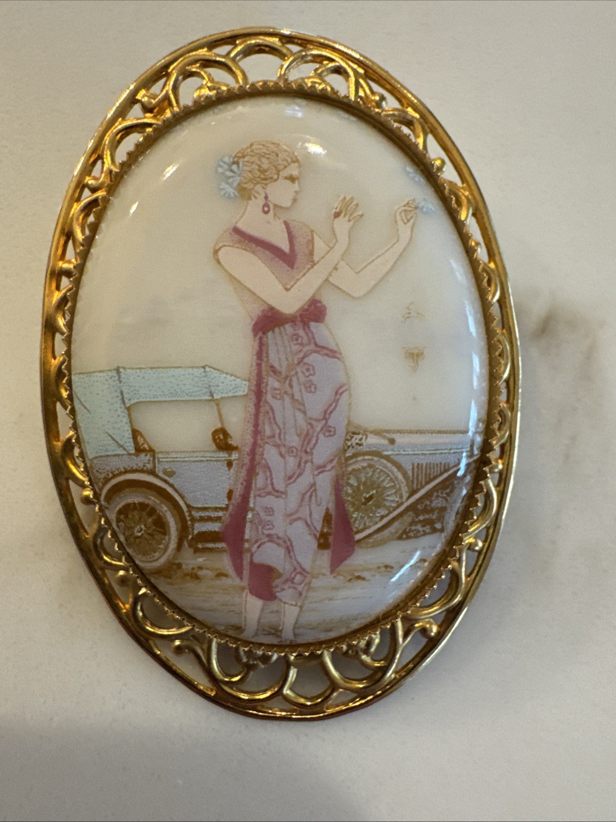 Vintage Art Deco Style Flapper Lady Beach & Car Golden Brooch Pin