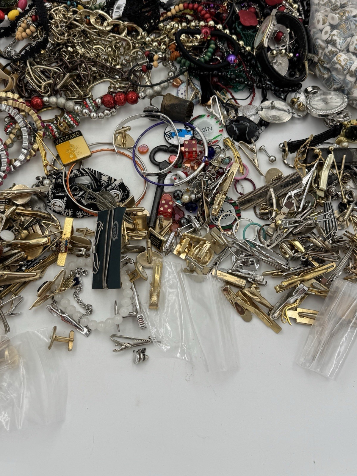 10 Lbs Vintage To Now Jewelry Lot Costume Estate Unsearched Watches Cuff Links