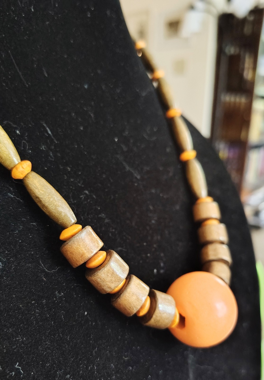 Vintage 20″ Lightweight Wood Necklace W/Orange Pendant 1970s Retro Nylon Strung
