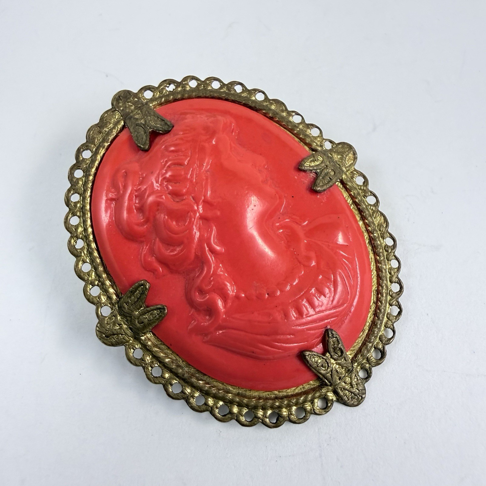 Vintage Bright Orange Plastic Celluloid Cameo Gold Tone Oval Brooch Lightweight