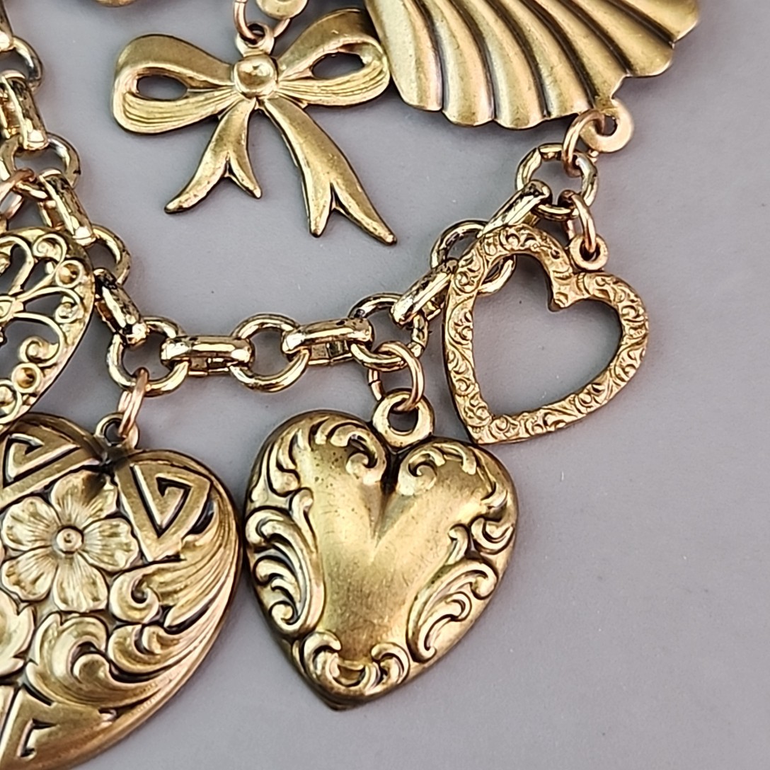 Vintage Heart Dangle Brooch Chatelaine Style Gold Tone Bow 2 1/8″