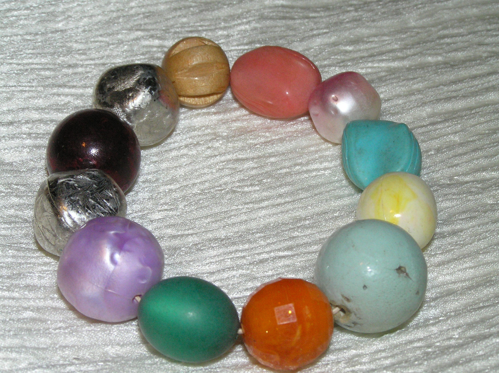 Estate Colorful Variety of Assorted Shapes & Sizes Plastic Bead Stretch Bracelet