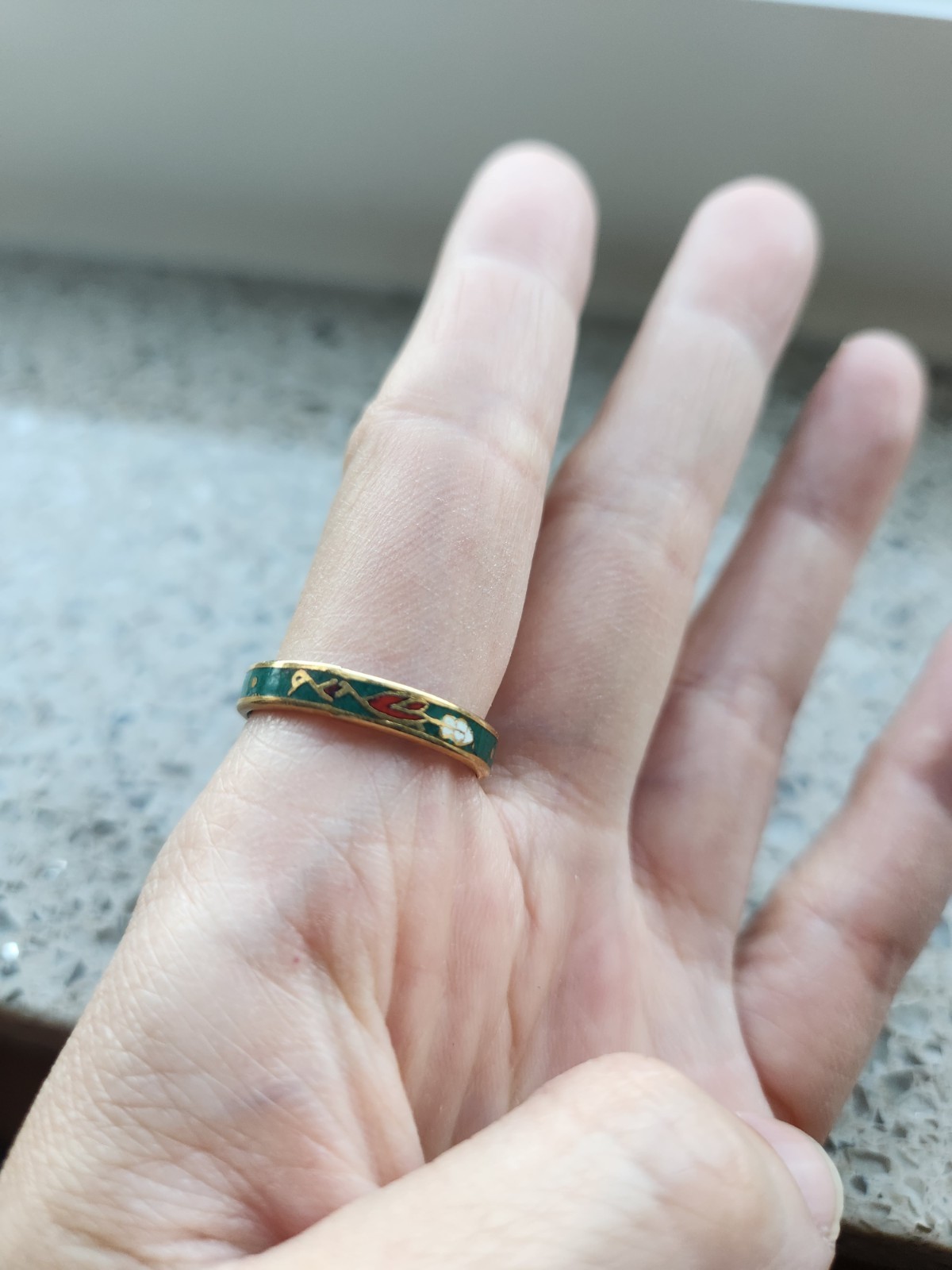Vintage Cloisonne Enamel Ring Green size 7.5