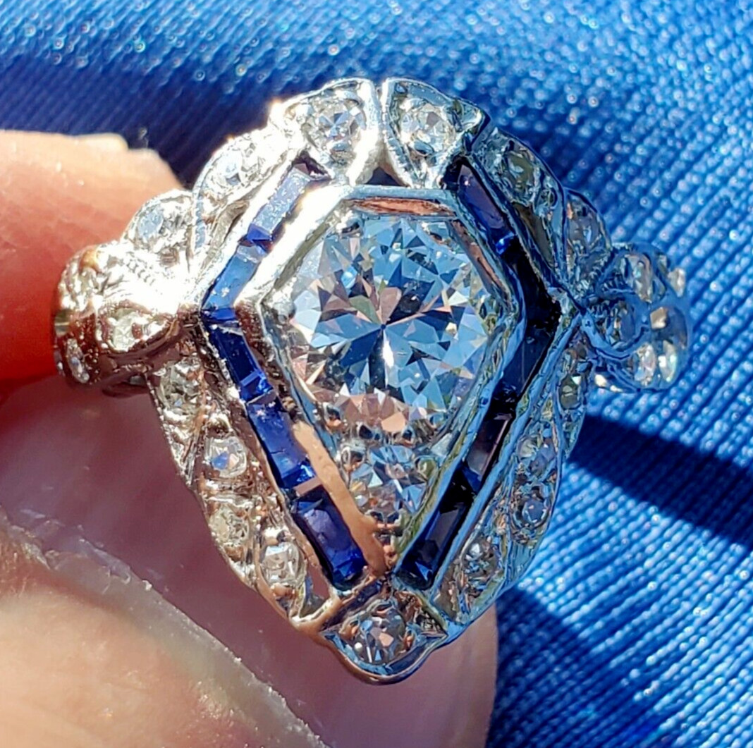 Original EARTH MINED DIAMOND Deco Engagement Ring PLATINUM Statement Solitaire 5