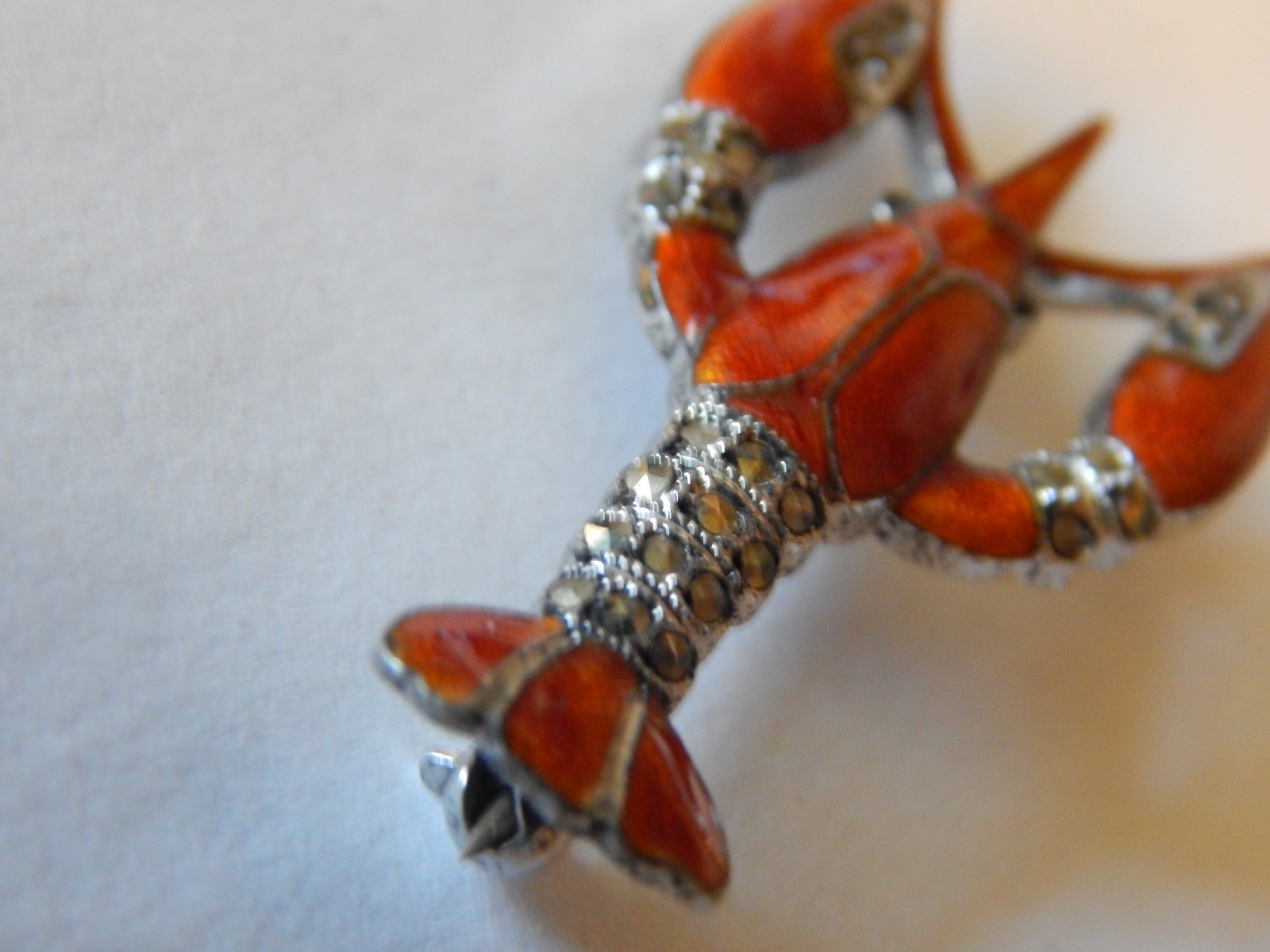 VTG 1940S ? LOBSTER PIN BROOCH STERLING RED ENAMELED MARQUESITE