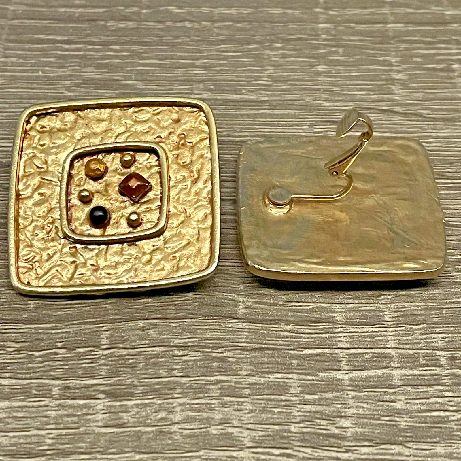 Vintage Etruscan Byzantine Textured Gold Tone & Crystal Clip On Earrings