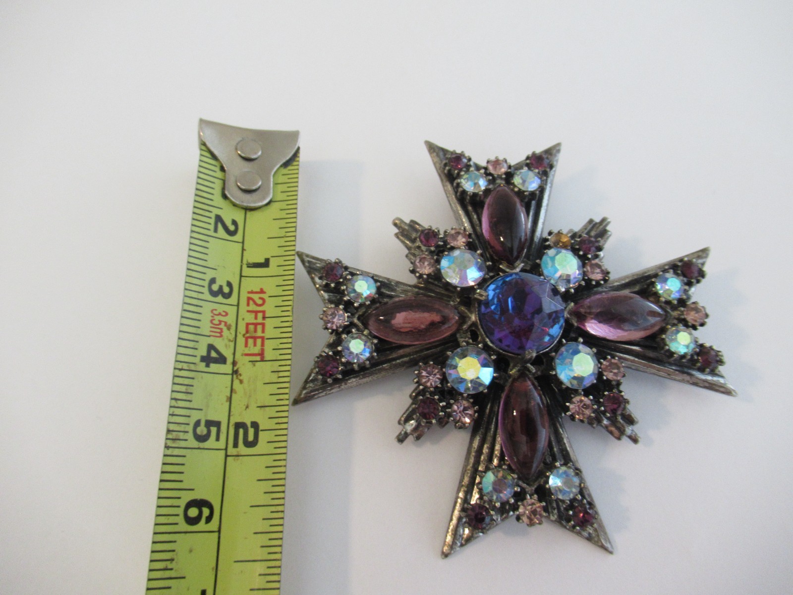 Vintage Unsigned Iris Glass Rhinestone Florenza Maltese Cross Brooch Pin