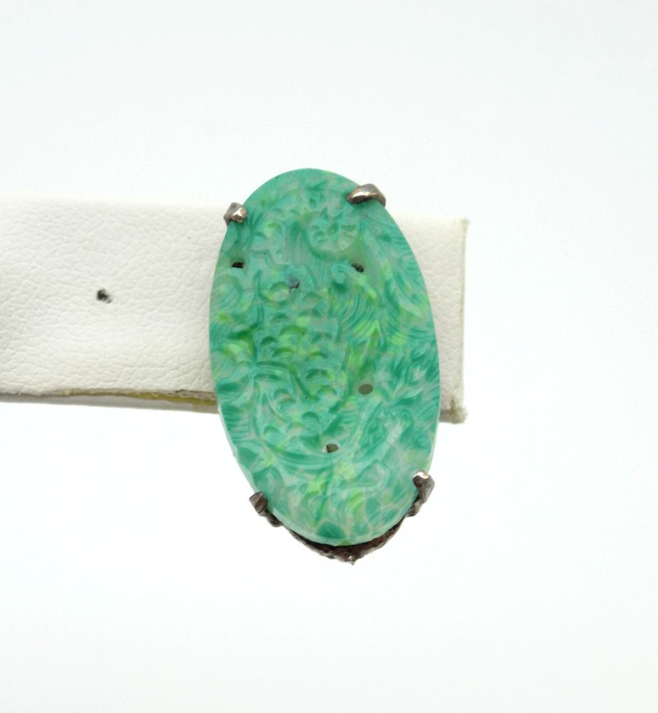 Vintage Art Deco Faux Jade Molded Glass Screwback Earrings Peking Dragon