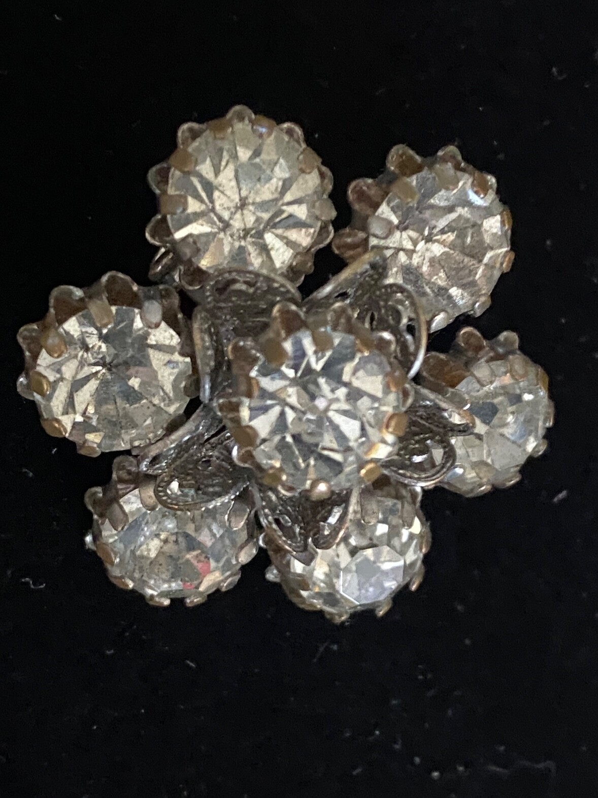 Brooch, Vintage Rhinestone Flower with Filigree Metalwork Rhinestone