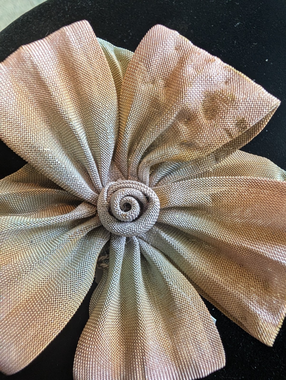 Vintage Sara Cavender Metalworks brooch in very good condition
