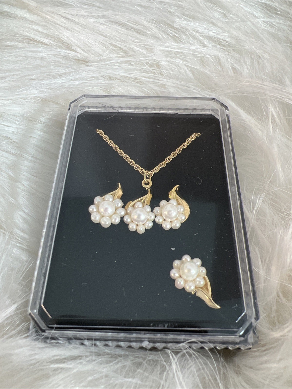 Genuine VTG Natural Freshwater Pearl Necklace Set Earrings & Brooch Elegant Gift