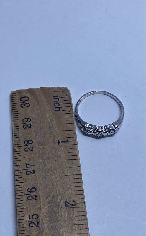 Vintage Feature Lock 14K White Gold Diamond Filigree Ring Size 6.75