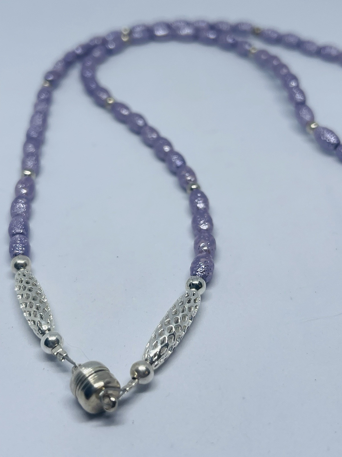 Fab 1950s Lavender Freshwater Pearls Necklace Orate Magnetic Clasp Japan VTG
