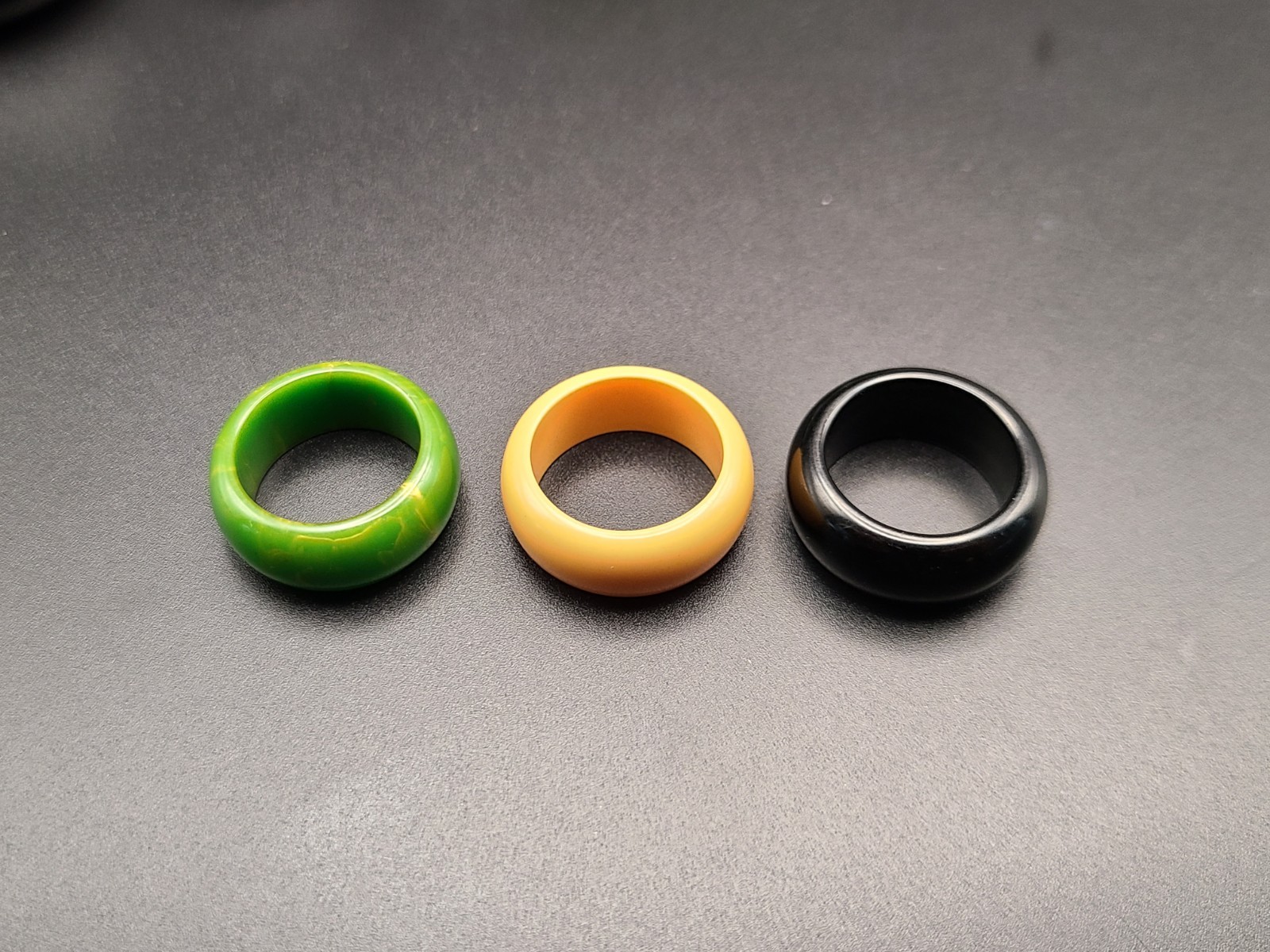 Vintage Bakelite Lot Rings Dice Earrings Black Green Butterscotch 7pc