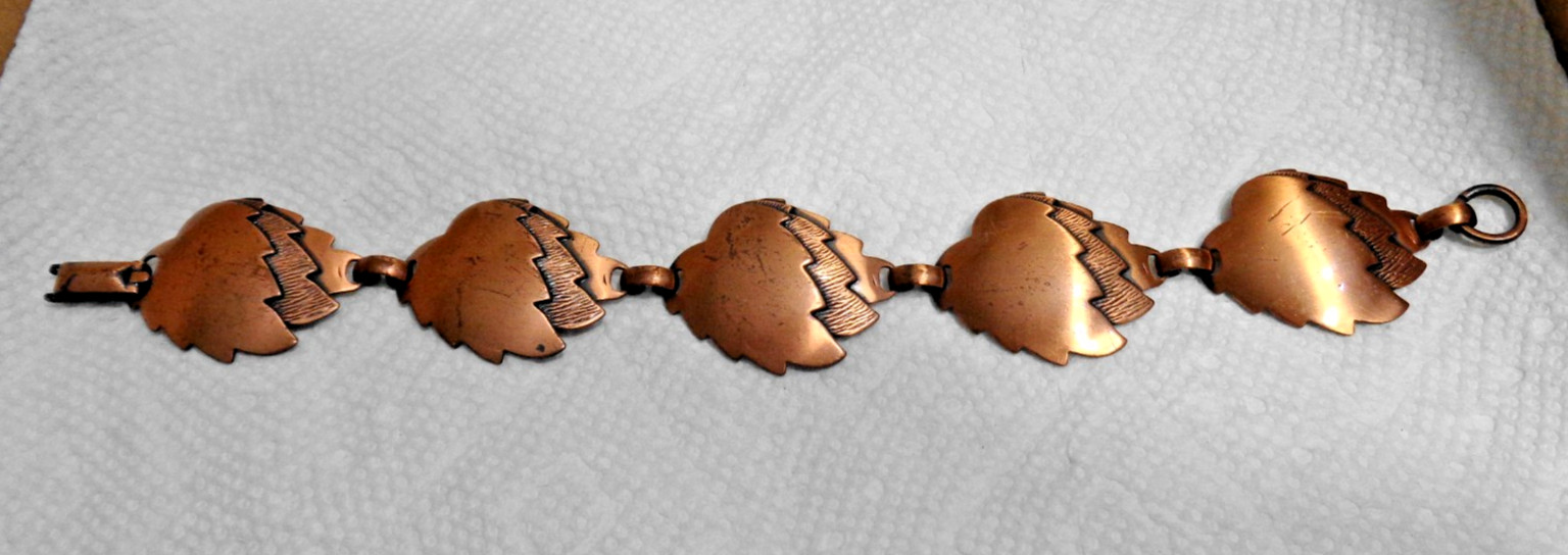 8 inch Vintage Solid Copper Renoir Triple Leaf Panels Bracelet 1″ 21.6 grams