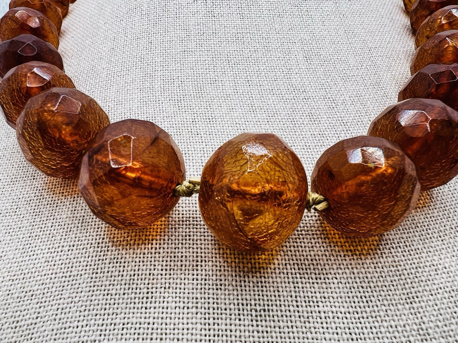 Vintage Rare GORGEOUS FACETED AMBER Hand Knotted NECKLACE – 44 GRAMS