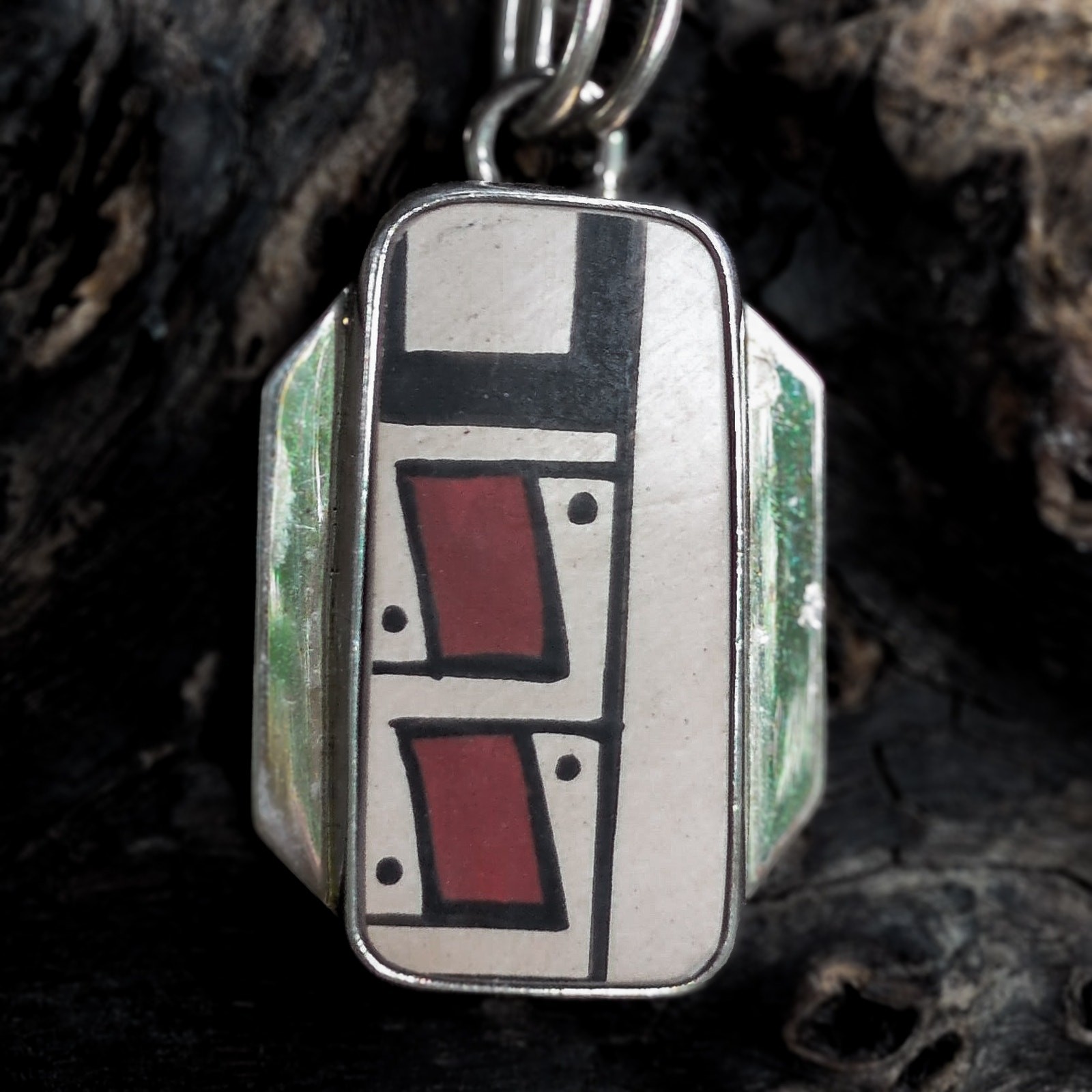 Mata Ortiz pottery shard silver pendant, silver setting on flat neckwire MOATB