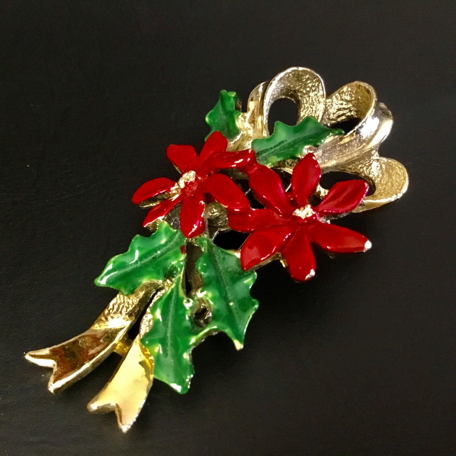 Christmas Pin Lot Signed GERRYS Gold Tone Tree Bells Poinsettia & Bow Vintage