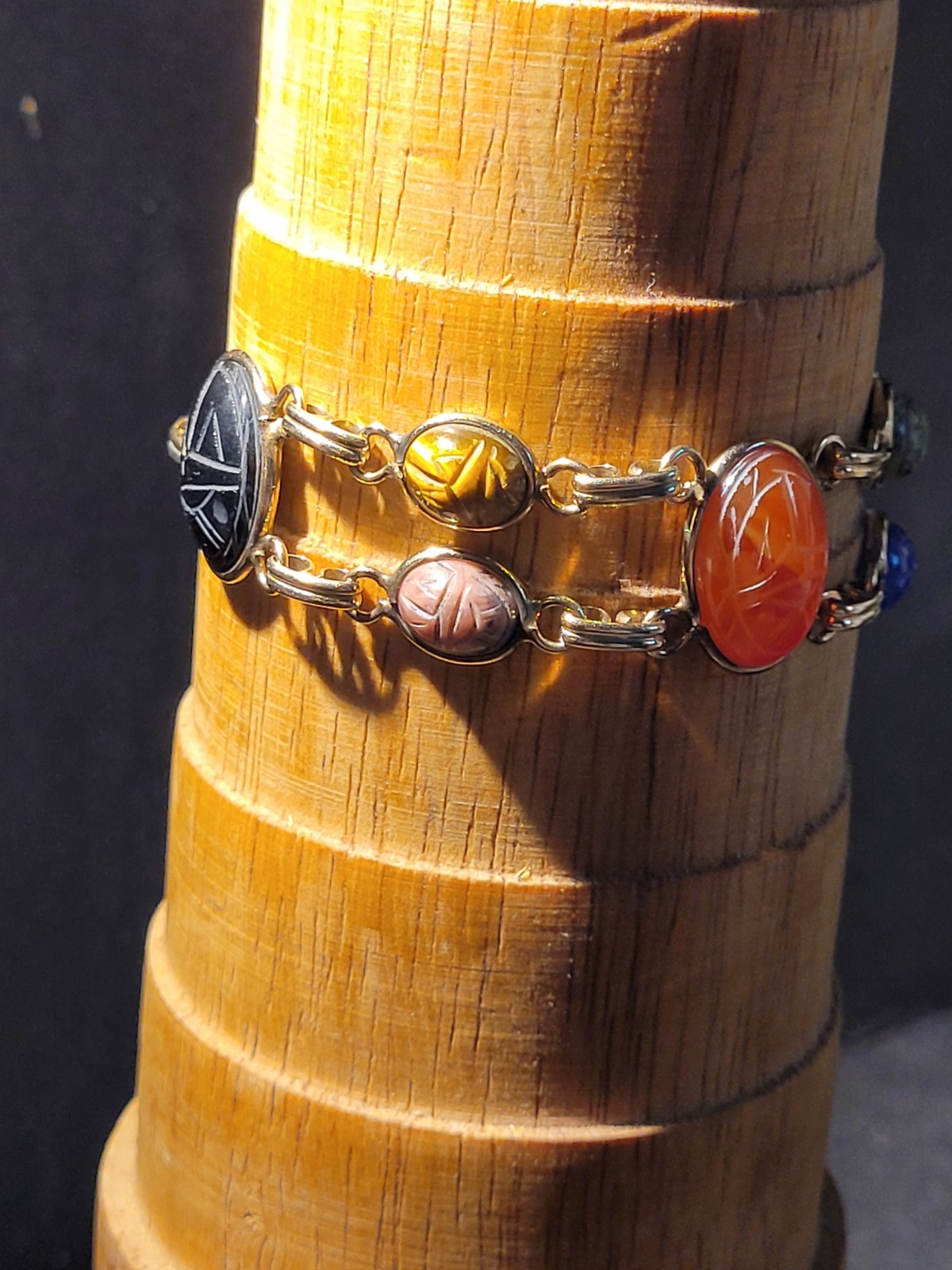 Vintage 12K Gold Filled Scarab Bracelet Egyptian Revival 7″