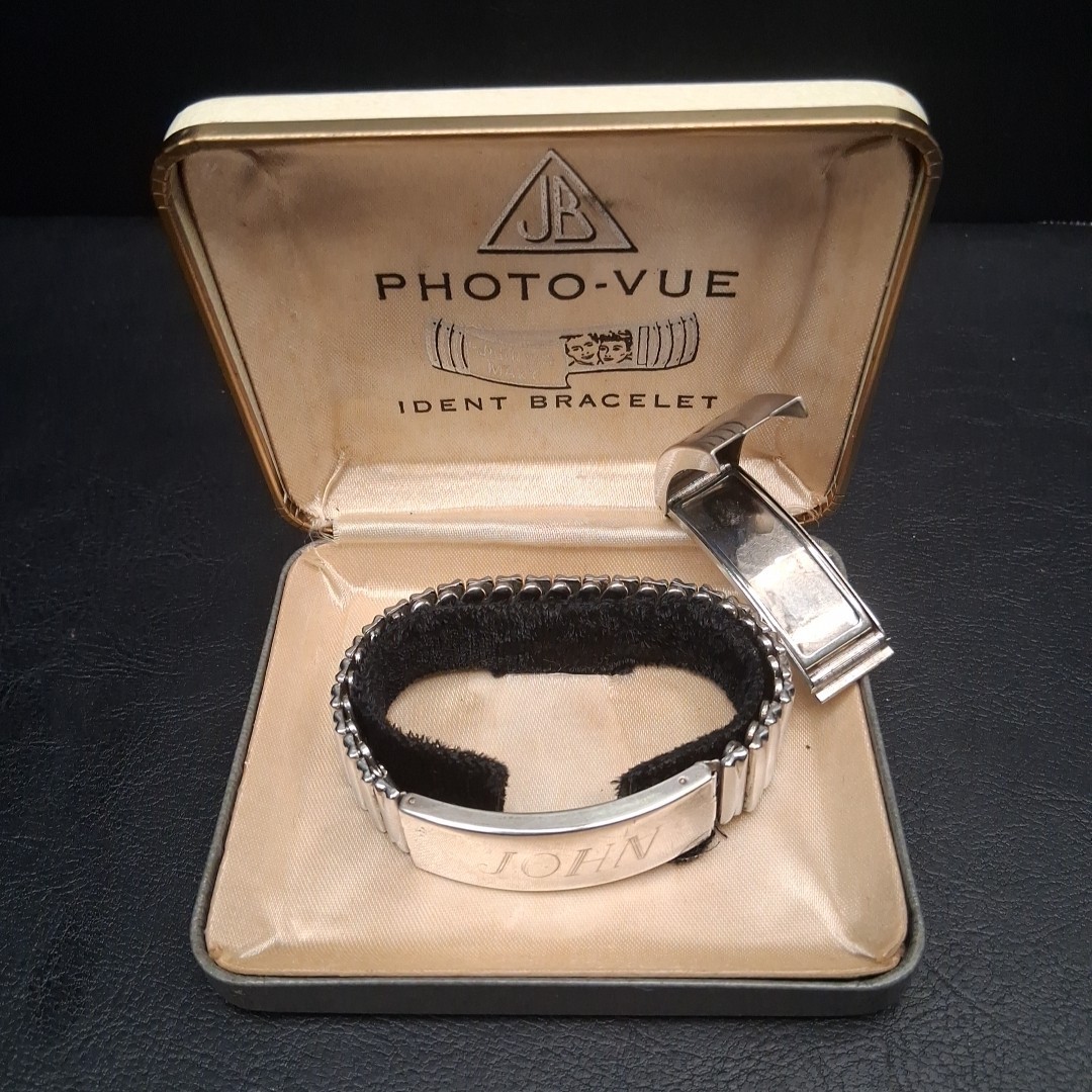 Vintage Signed JB Photo-Vou ID Stretch Bracelet Sterling/Stainless Steel. 17.491