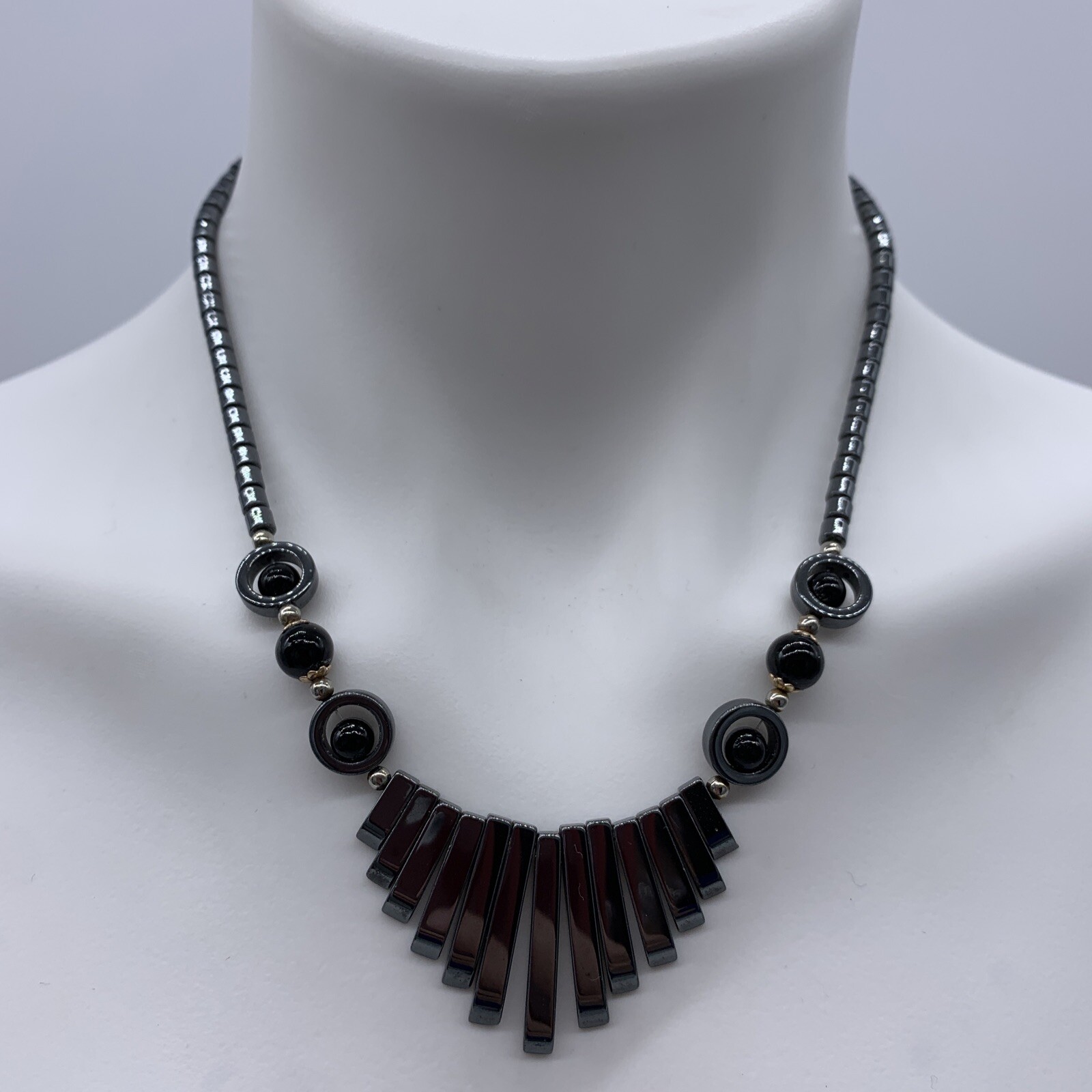 Art Deco Flapper Bead Necklace Hematite Dark Grey Black Screw Clasp Heavy VTG