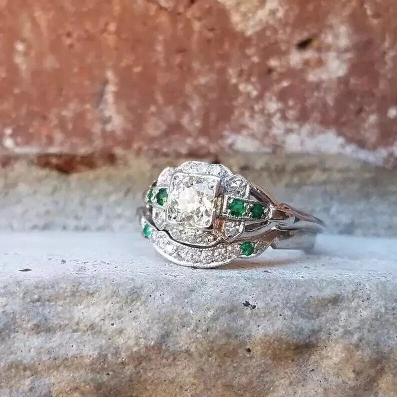 Art Deco Vintage Style Lab Created Diamond Emerald 925 Silver Christmas Ring Set