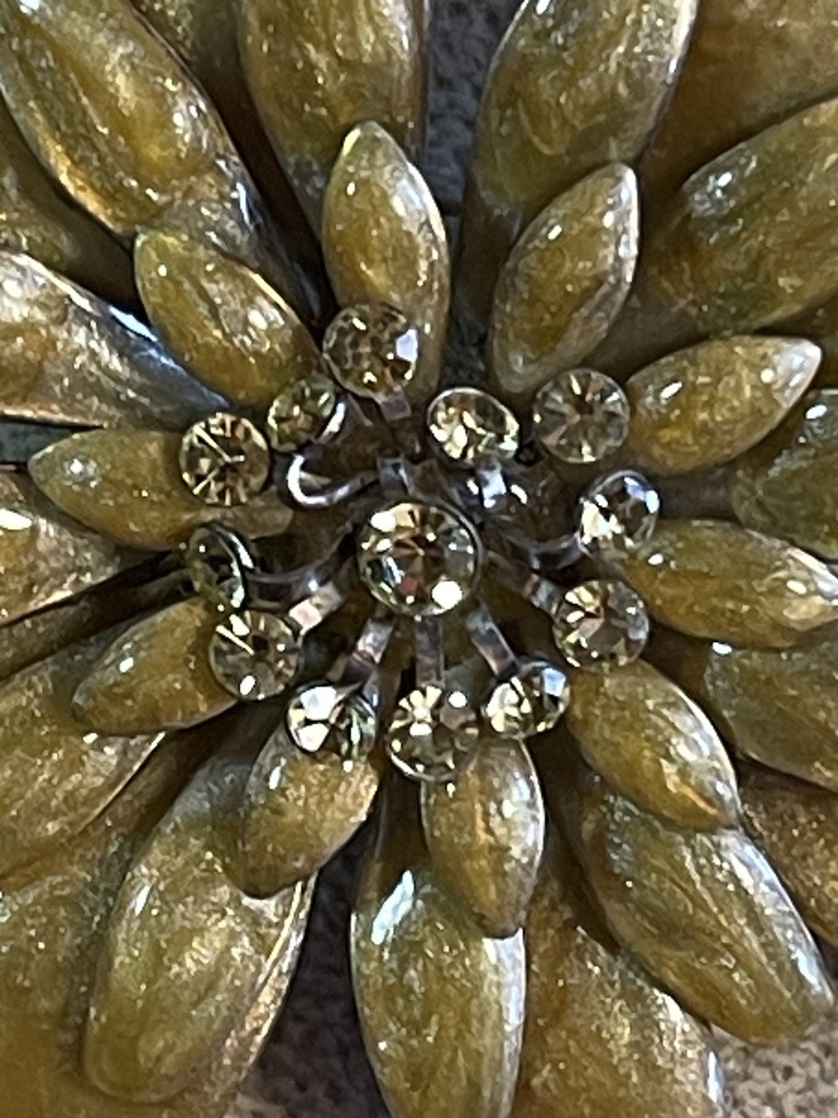 VINTAGE ESTATE MID CENTURY Enamel & Rhinestone Layered Floral Pins, Gold Color
