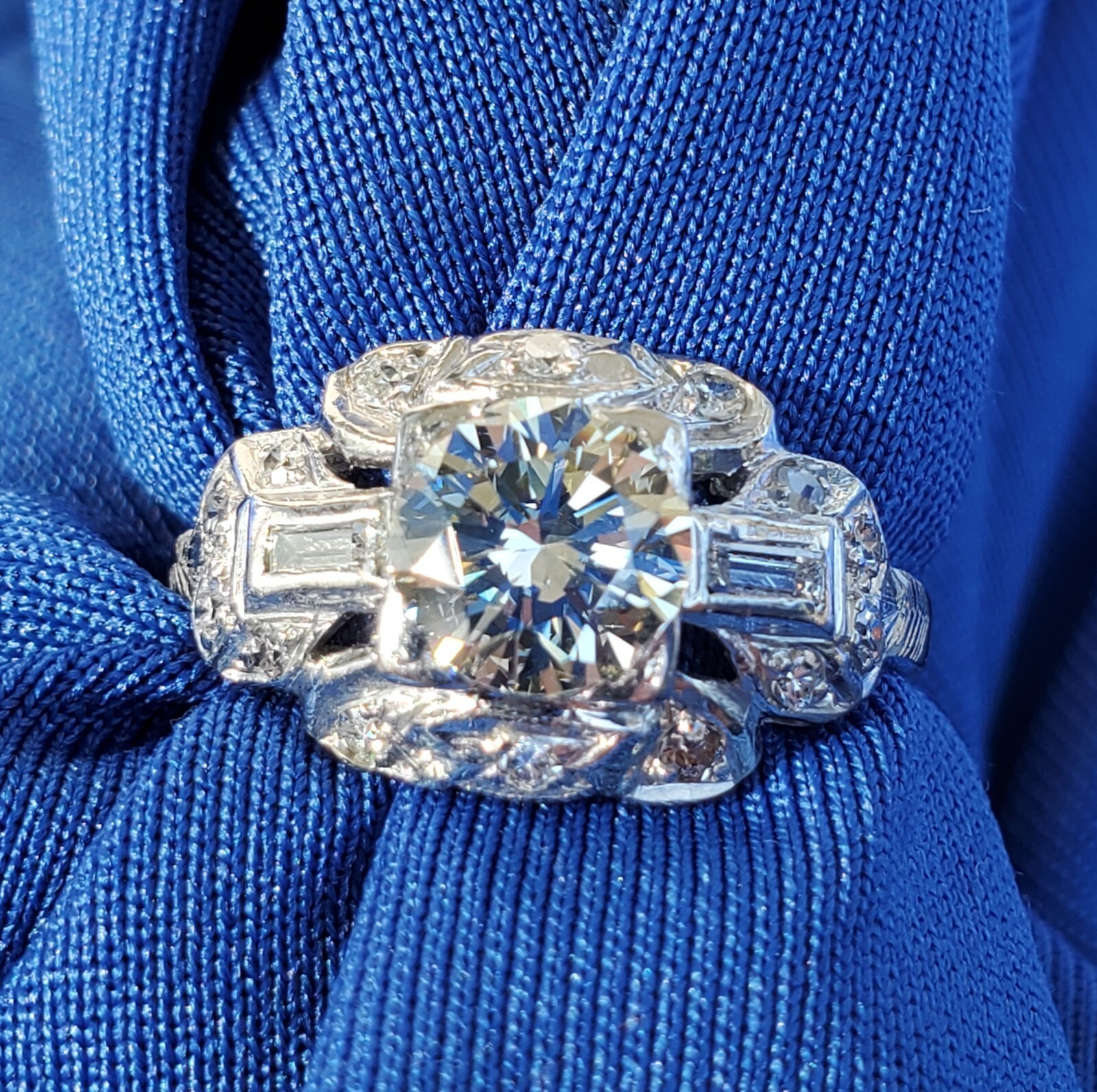Original EARTH MINED DIAMOND Art Deco Engagement Ring Vintage PLATINUM Solitaire