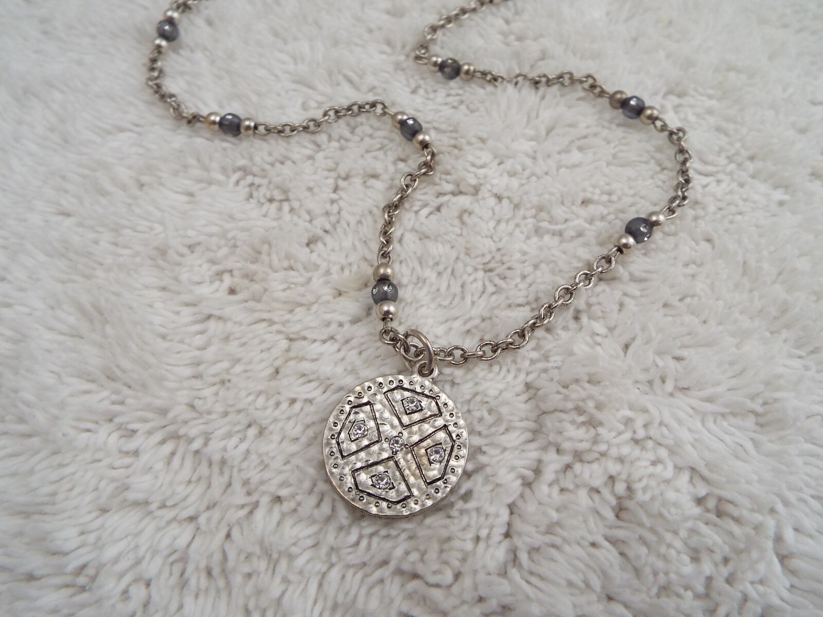 Silvertone Rhinestone Hammered Pendant Necklace (J8)