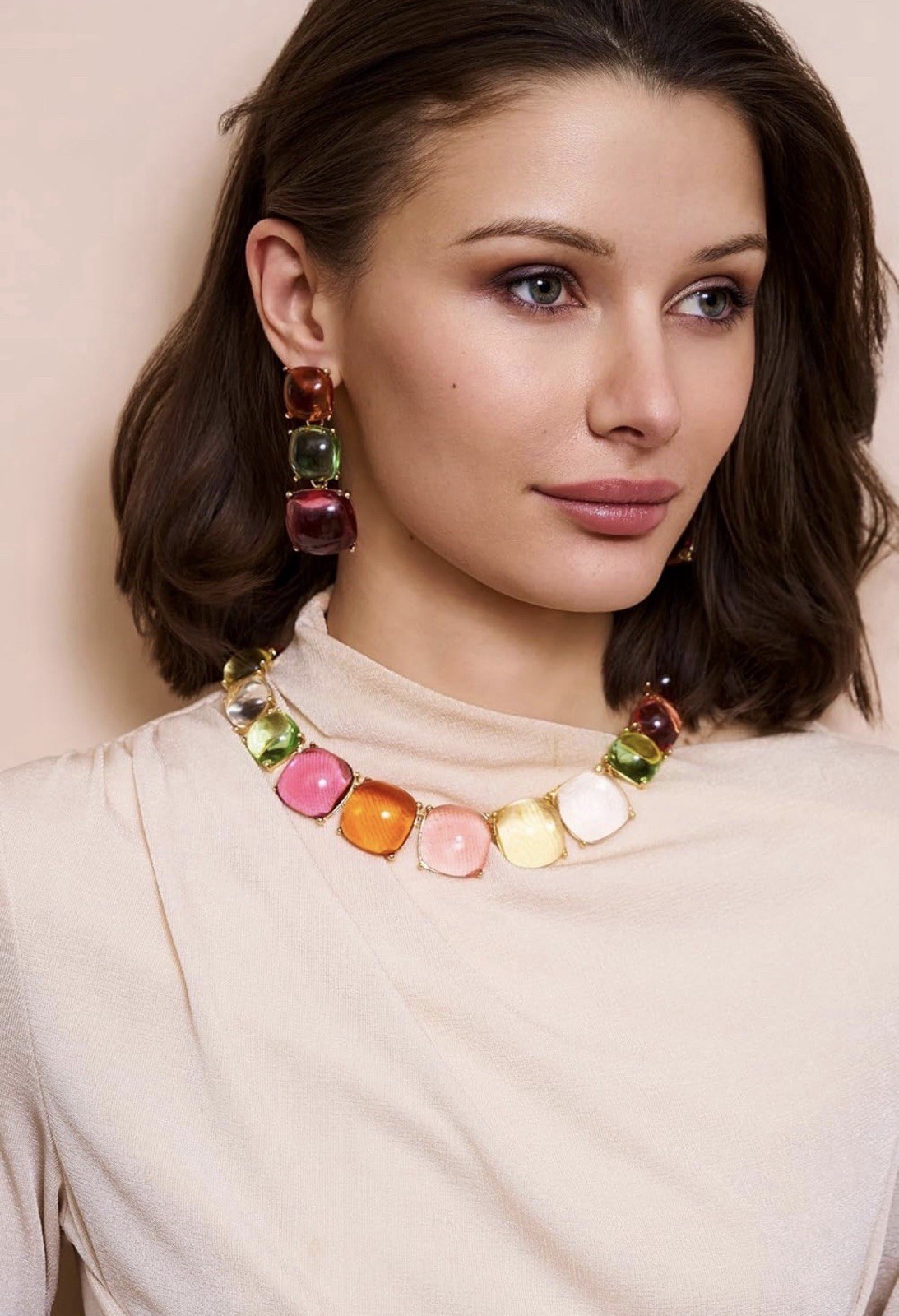 KJL Gripoix Resin Cabochon Gold Plated Collar Necklace & Earrings KENNETH © LANE