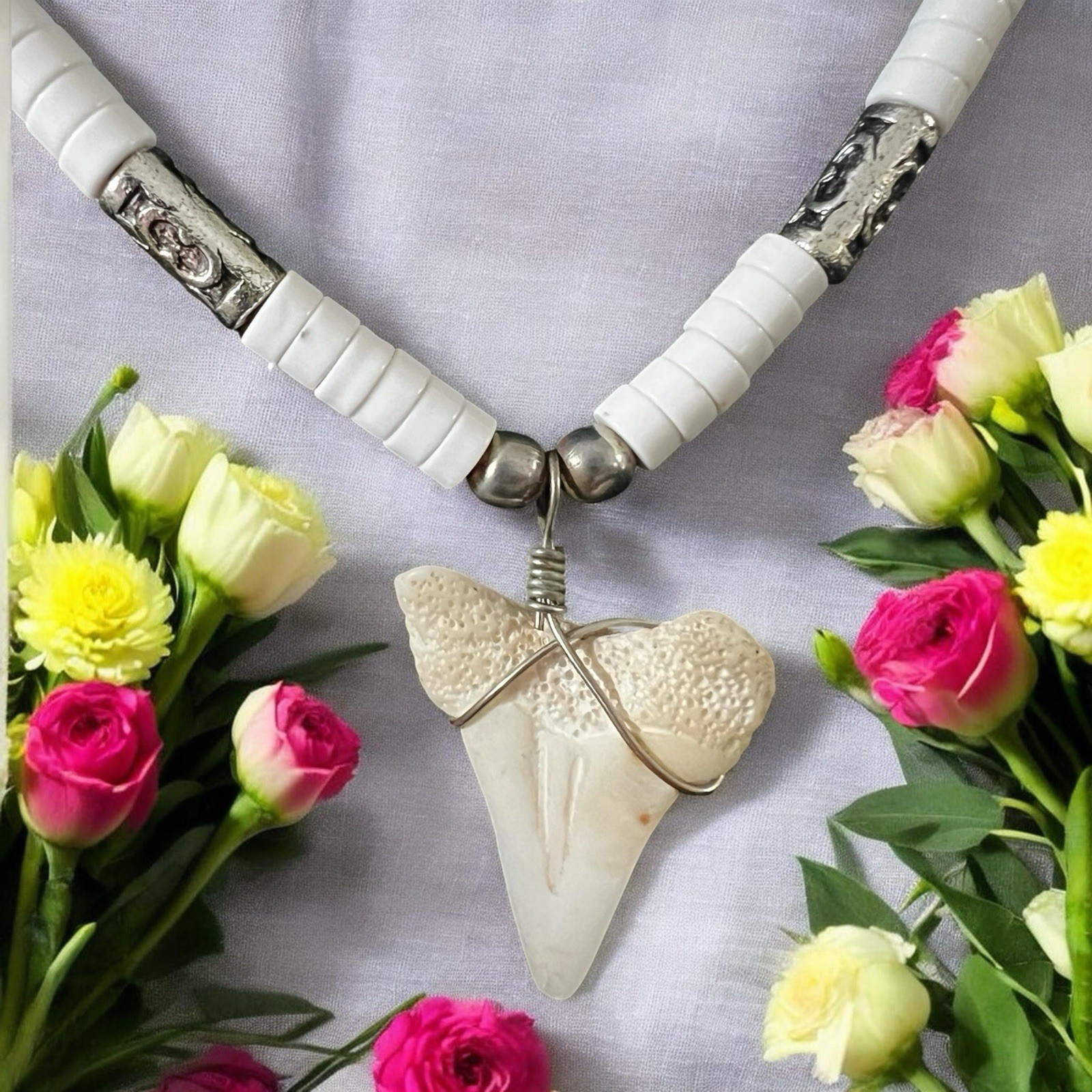 VTG Shell, Bead And Shark Tooth Beach Sand Sea Vacation Unisex Gift 20” Necklace