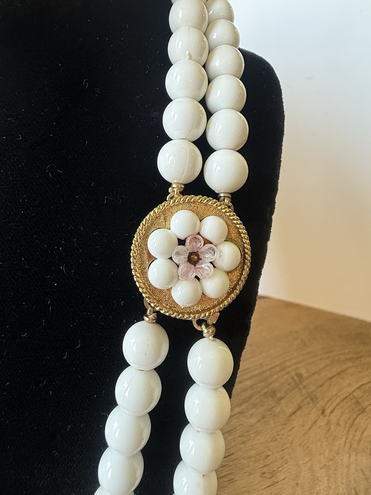VTG Acrylic Pastels Flower Embellished Clasp Kawaii Core Summer Beaded Necklace