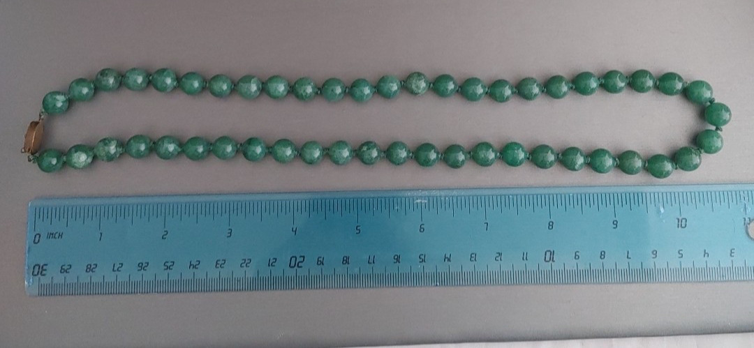 Vintage Chinese Export Green JADE Beaded Necklace Knotted 9mm 23”
