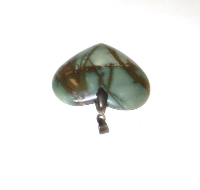 Vintage Green Heart Shaped Polished Stone Pendant Necklace ~ Charm on Chain-RARE