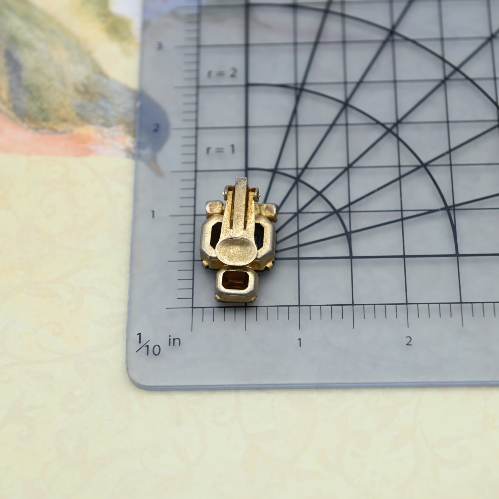 Vintage Open Back Golden Brown Rhinestone Gold Plated Clip Earrings